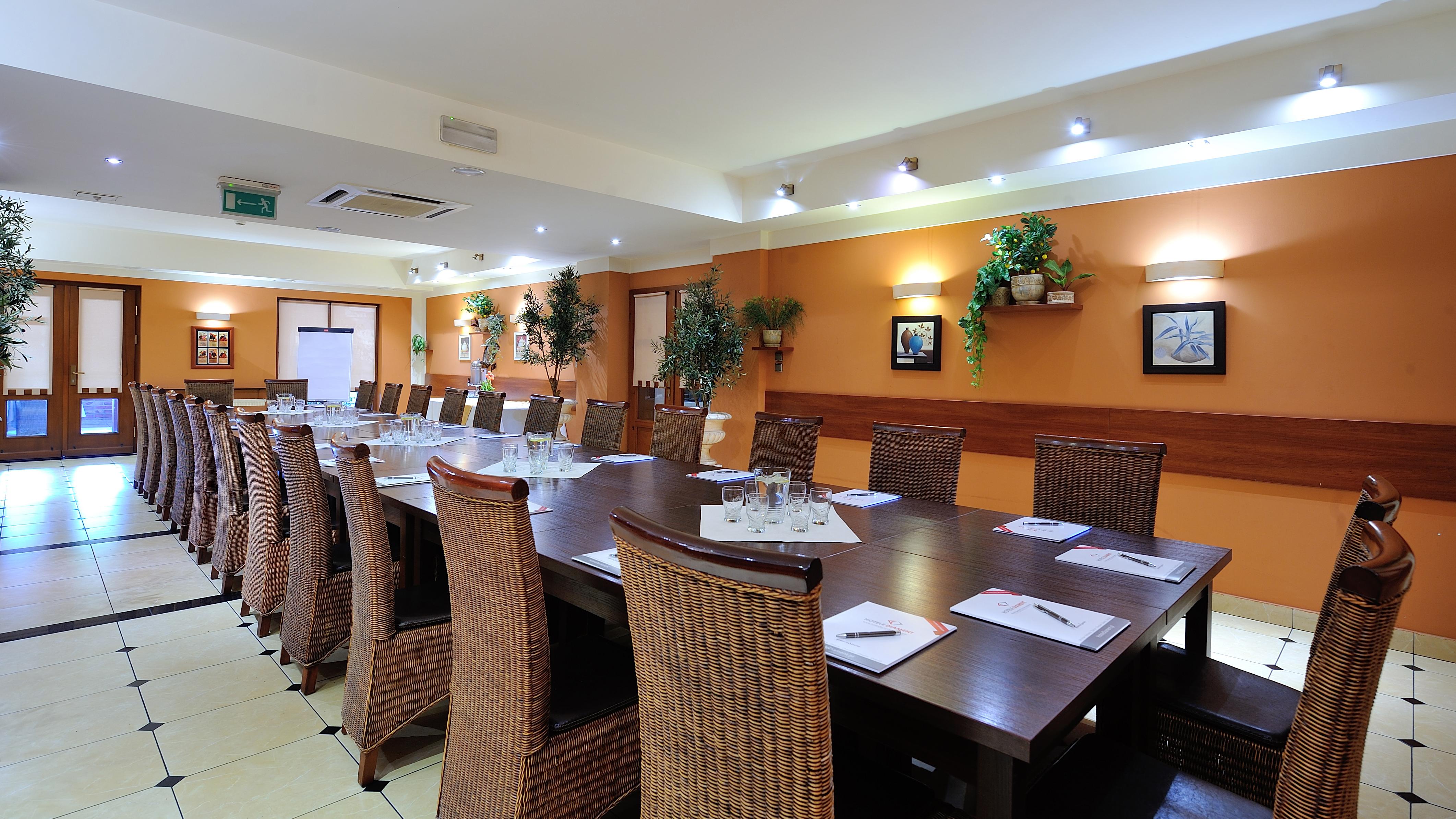 Hotel Diament Vacanza Katowice - Siemianowice Siemianowice Śląskie Eksteriør bilde