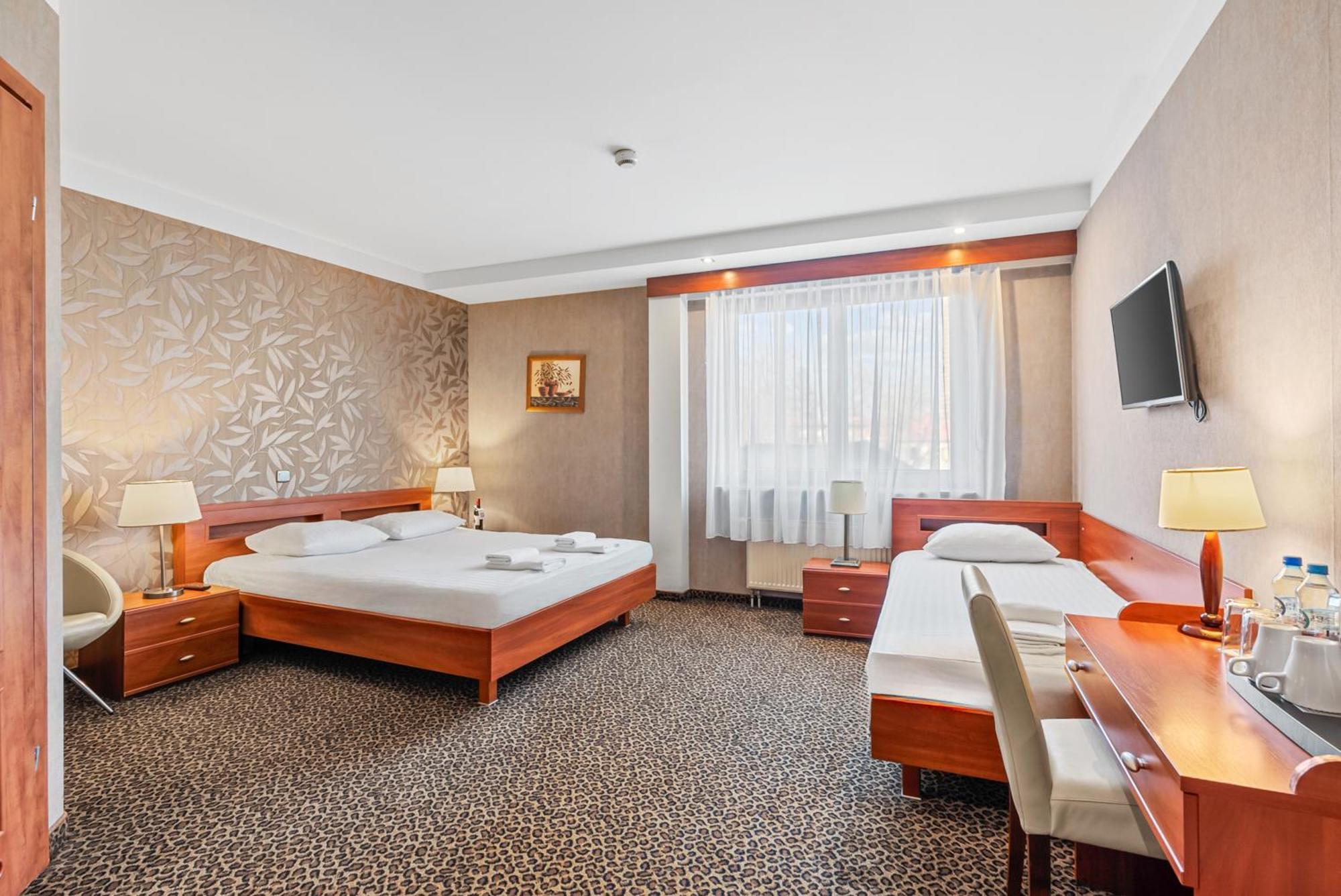 Hotel Diament Vacanza Katowice - Siemianowice Siemianowice Śląskie Eksteriør bilde