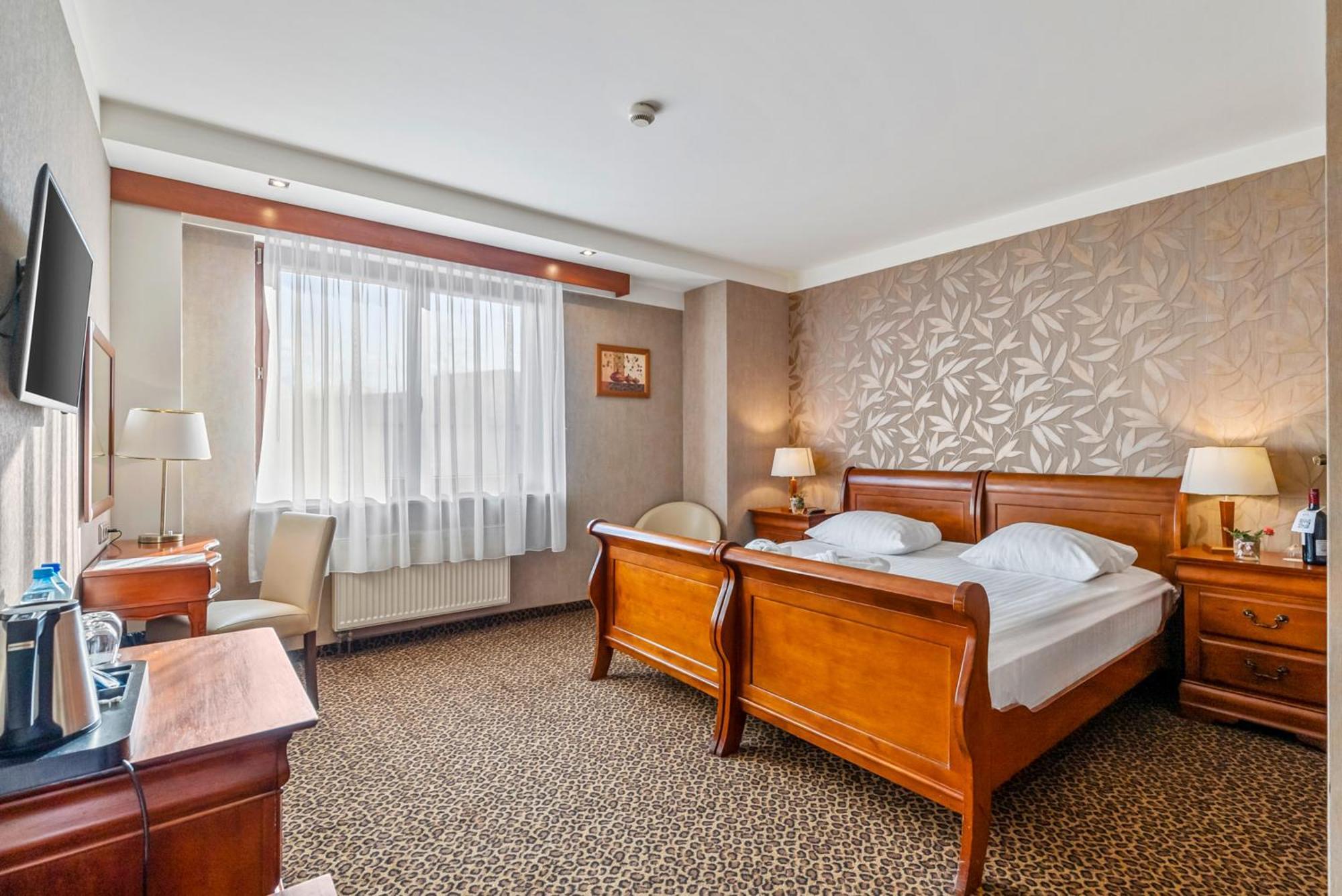 Hotel Diament Vacanza Katowice - Siemianowice Siemianowice Śląskie Eksteriør bilde