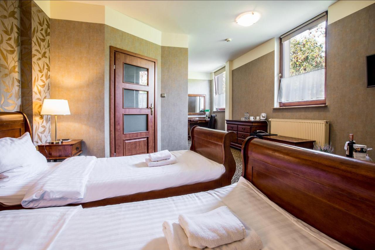 Hotel Diament Vacanza Katowice - Siemianowice Siemianowice Śląskie Eksteriør bilde