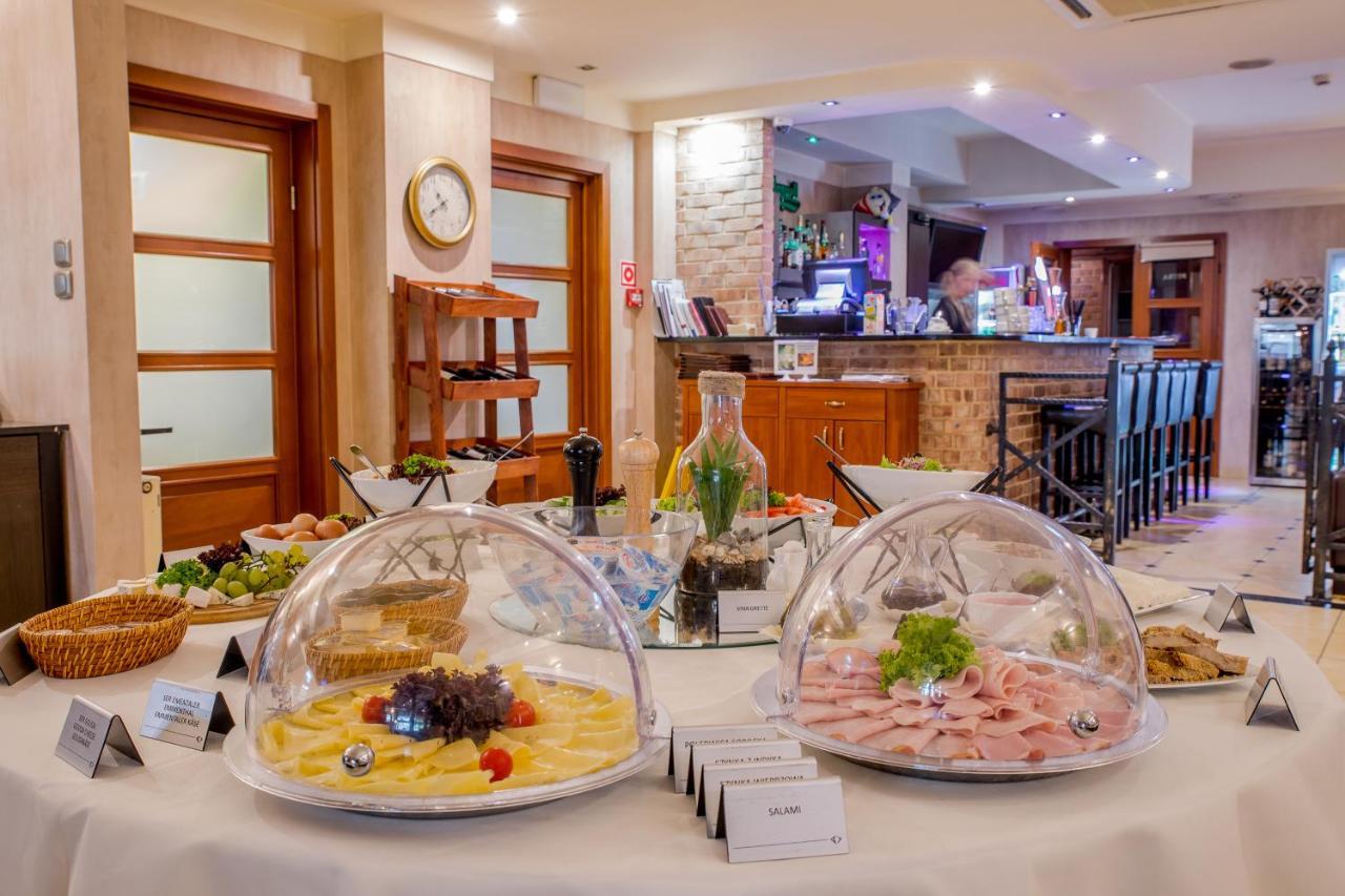 Hotel Diament Vacanza Katowice - Siemianowice Siemianowice Śląskie Eksteriør bilde